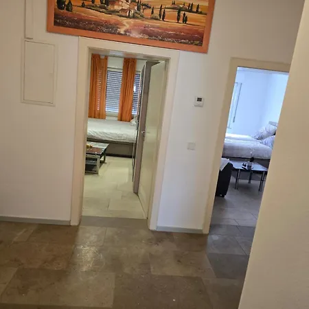 Bach 4 In The Heart Of Old Town Apartamento